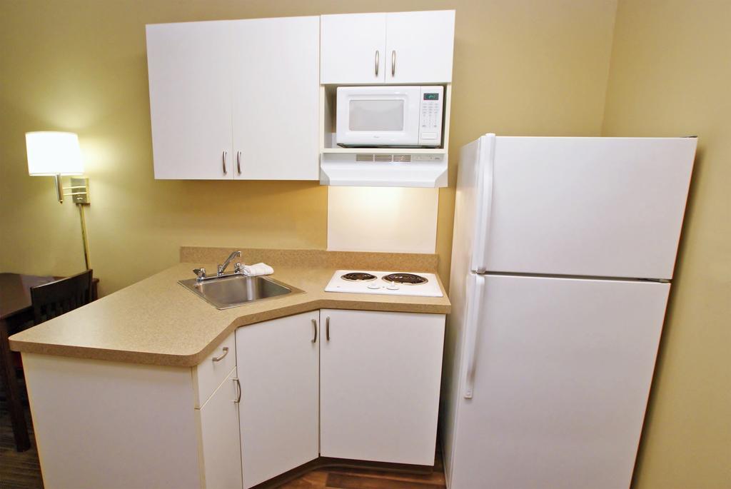 Extended Stay America Suites - San Diego - Carlsbad Village By The Sea Extérieur photo