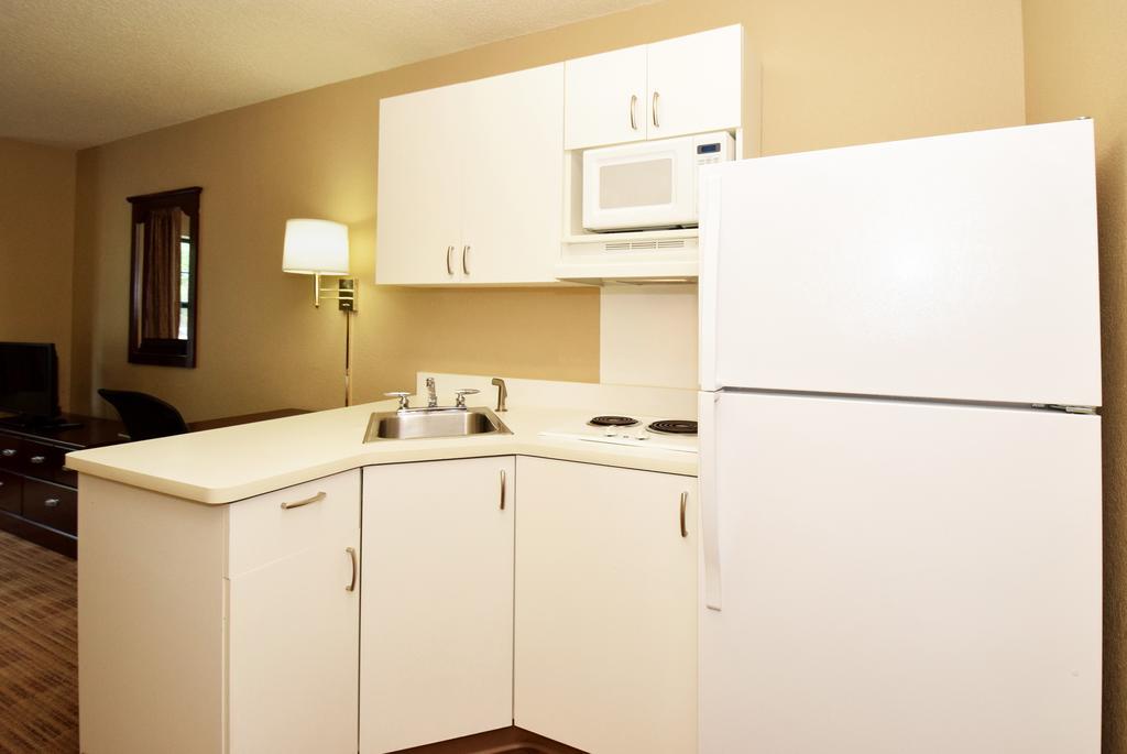 Extended Stay America Suites - San Diego - Carlsbad Village By The Sea Extérieur photo