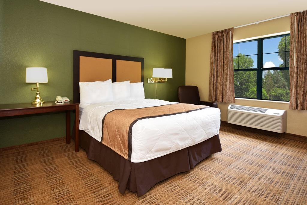 Extended Stay America Suites - San Diego - Carlsbad Village By The Sea Extérieur photo